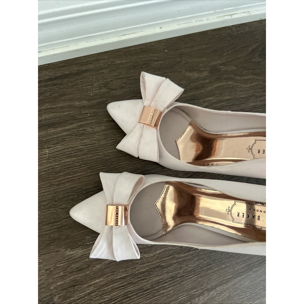 Ted Baker London Light Pink Satin Bow Pump High Heels Sz 38 7.5 Azeline CUTE - Picture 8 of 11